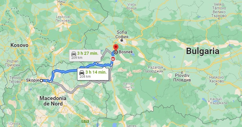 Accidentul a avut loc în apropiere de orașul Bosnek, aflat la aproximativ 200 kilometri de capitala Macedoniei de Nord, Skopje