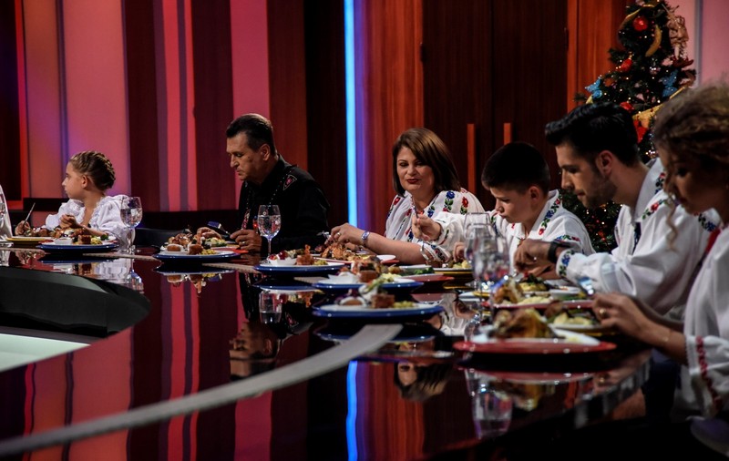 Panică și emoții la ”Chefi la cuțite”. Ce se întâmplă între concurenți și jurați