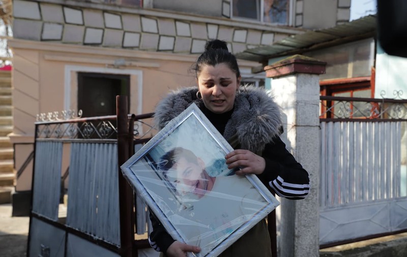 Doliu în comuna Singureni, de unde era românul ucis în atacul din Germania. Rudele acestuia, în stare de șoc