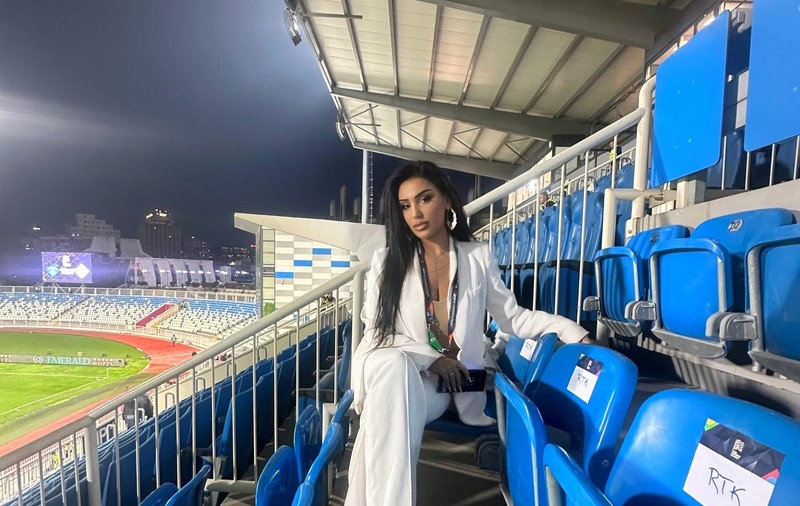 Cea mai cunoscută ziaristă de sport din Kosovo a aprins internetul cu postarea de după meciul dintre România și Kosovo