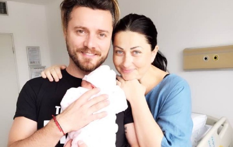 Imaginea cu Gabriela Cristea și fetița ei i-a cucerit pe fani. Cum a fost surprinsă micuța Victoria