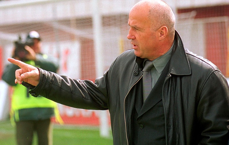 CUPA ROMÂNIEI. Steaua vrea să-și cumpere ”coșmarul”: ”Țiți Dumitriu m-a întrebat despre el!”. ^Păcurar, crescut lângă Chiricheș și Maxim