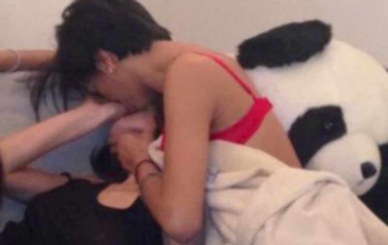 Mădălina Pamfile, ÎN IPOSTAZE EROTICE CU O FATĂ! | FOTO
