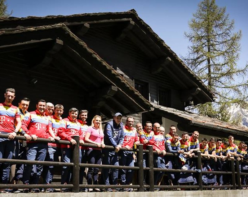 Tricolorii au făcut o excursie în Alpi, în a treia zi de cantonament în Italia | GALERIE FOTO&VIDEO