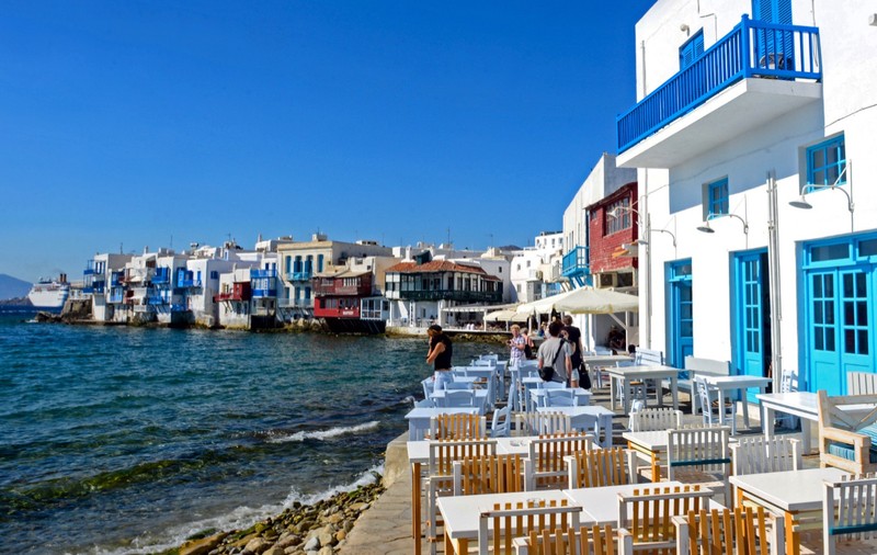 O turistă s-a trezit cu o notă de plată de 1.000 de euro după ce a comandat trei feluri de mâncare la un restaurant din Mykonos