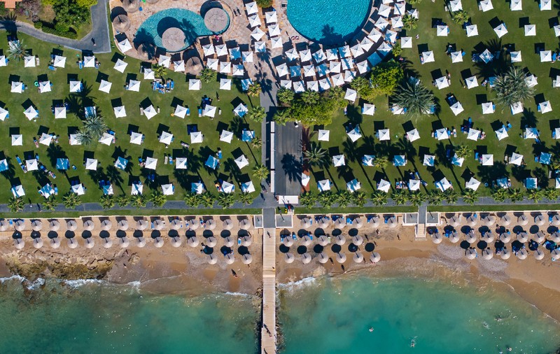 Două familii de români au plătit 13.000 de euro pentru vacanța în Turcia. La hotel au aflat că nu aveau rezervare