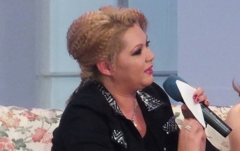 Minodora a pus un PARIU INEDIT cu Măruţă: "Eu pot să dau 15 ture de teren fără oprire". Vezi pe ce au pus rămăşag şi ce va păţi Măruţă dacă va pierde!