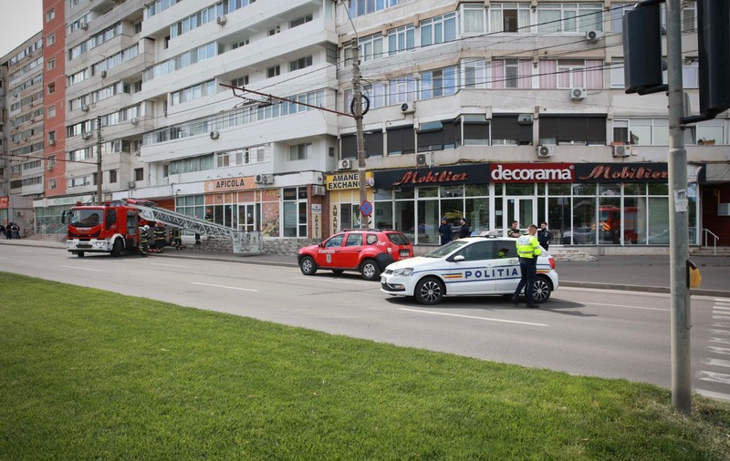 Gălățenii spun că se tem mai mult de RO-Alert-urile de la Taxe și Impozite: „Cu dronele ne împrietenim. Sperăm să fie ca la fulgere, să nu lovească de două ori în același loc!”