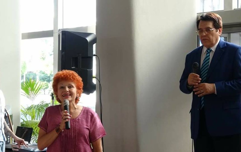 Familie de muzicieni! Mama lui Adrian Despot scrie versuri pentru melodii, copiii artistului studiază pianul