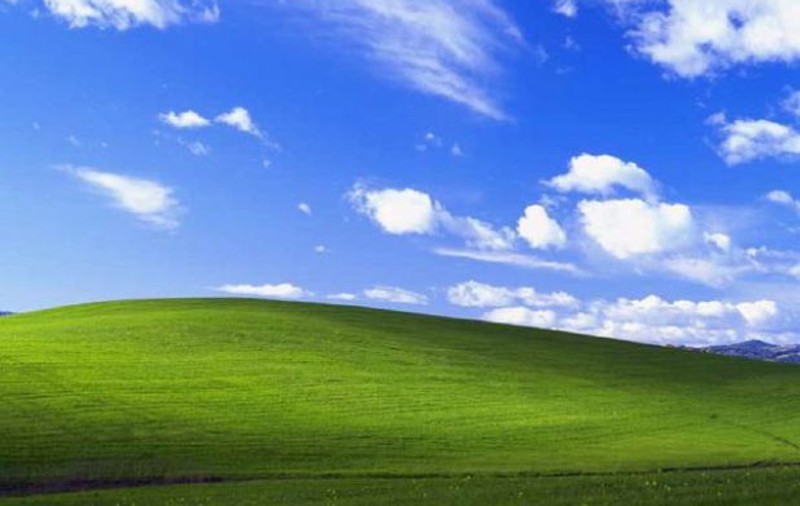 FOTO| Fotograful celei mai cunoscute fotografii din lume, wallpaperul Windows XP, a realizat un nou set de imagini pentru smartphone-uri
