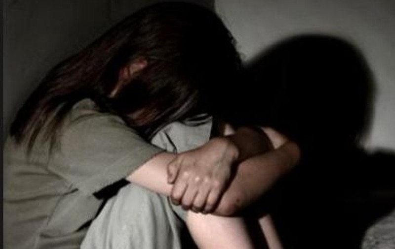 Pedeapsa primită de un tată care își abuza fetița de 11 ani. Ce s-a întâmplat cu mama, care știa prin ce trece copila  