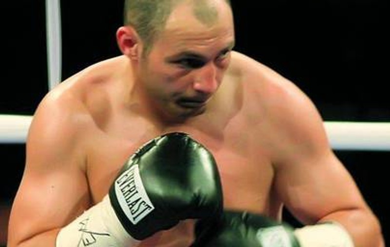 Adrian Diaconu renunţă la carierea de boxer