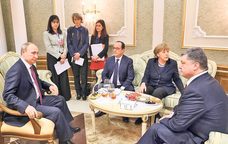 Noapte albă pentru pace, la Minsk | Putin și Poroșenko, de acord și nu prea!