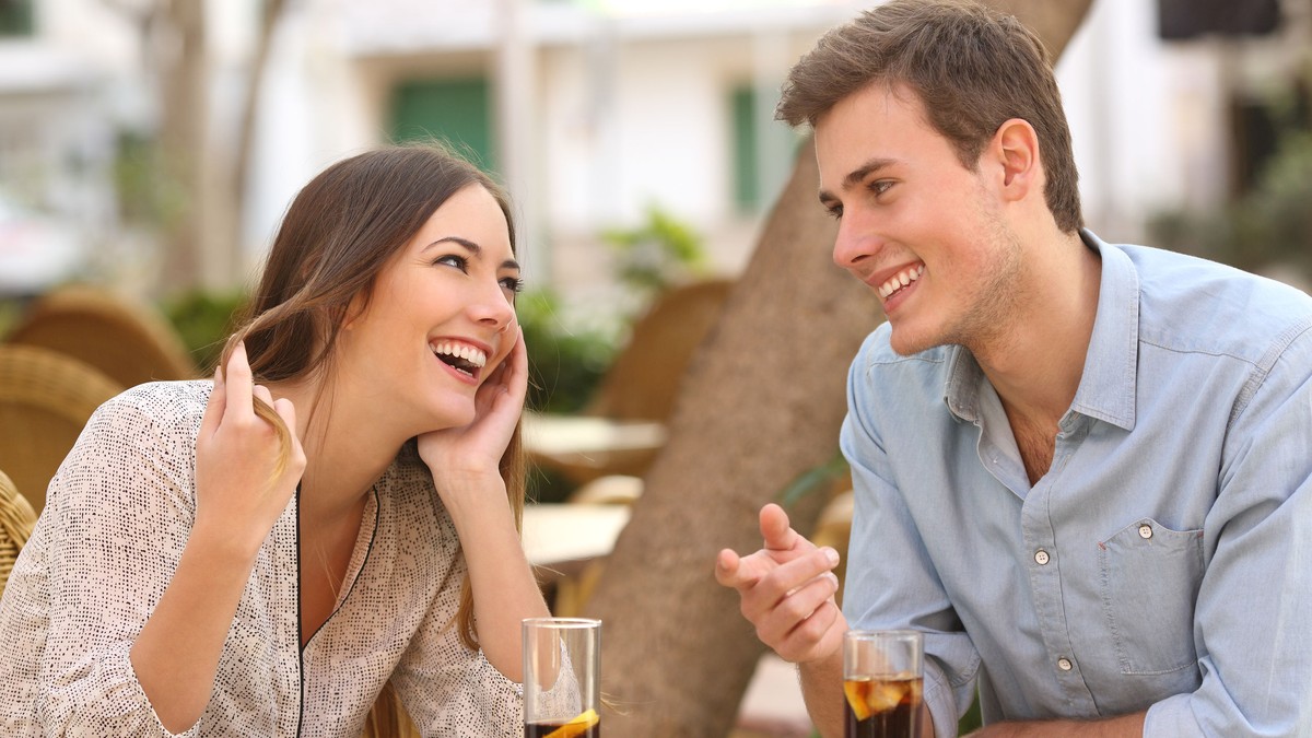 TEST. Mai știi să flirtezi?