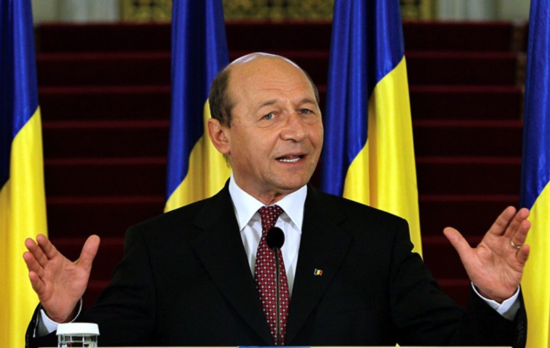 Basescu renunţă la noua lege a sănătăţii!