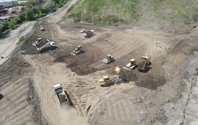 Vechiul depozit de deșeuri menajere din Brașov se închide. Ce se va întâmpla cu zecile de hectare acoperite de gunoi