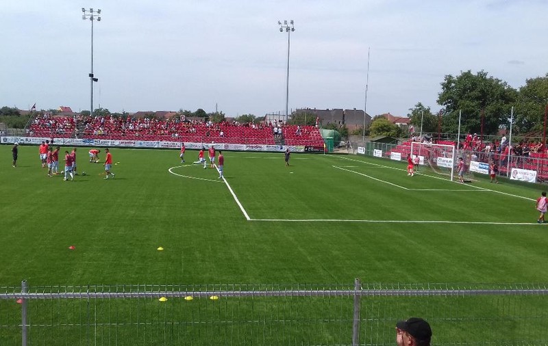 Liga 2 la fotbal. La meciul UTA - Farul s-a strigat împotriva PSD. ”Bătrâna Doamnă” a revenit din pribegie. REZULTATE și PROGRAM etapa a doua