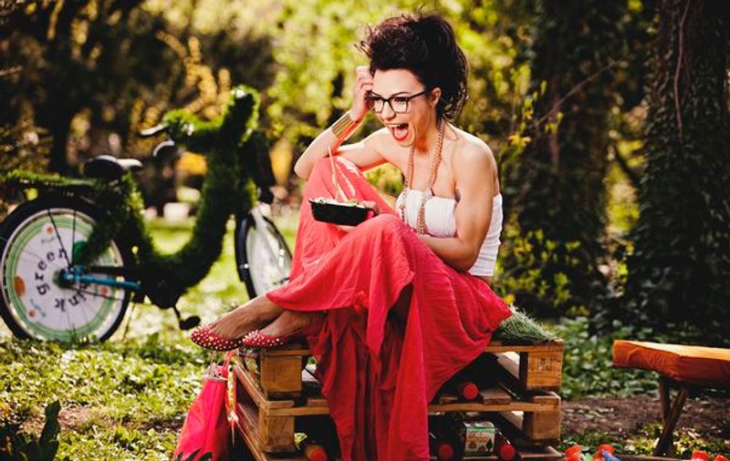 DJ Wanda face picnic la Palatul Stirbey împreună cu cei mai mari DJ ai momentului!