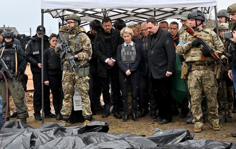 VIDEO. Ursula von der Leyen, la Bucha: „Aici am văzut că umanitatea noastră este spulberată"