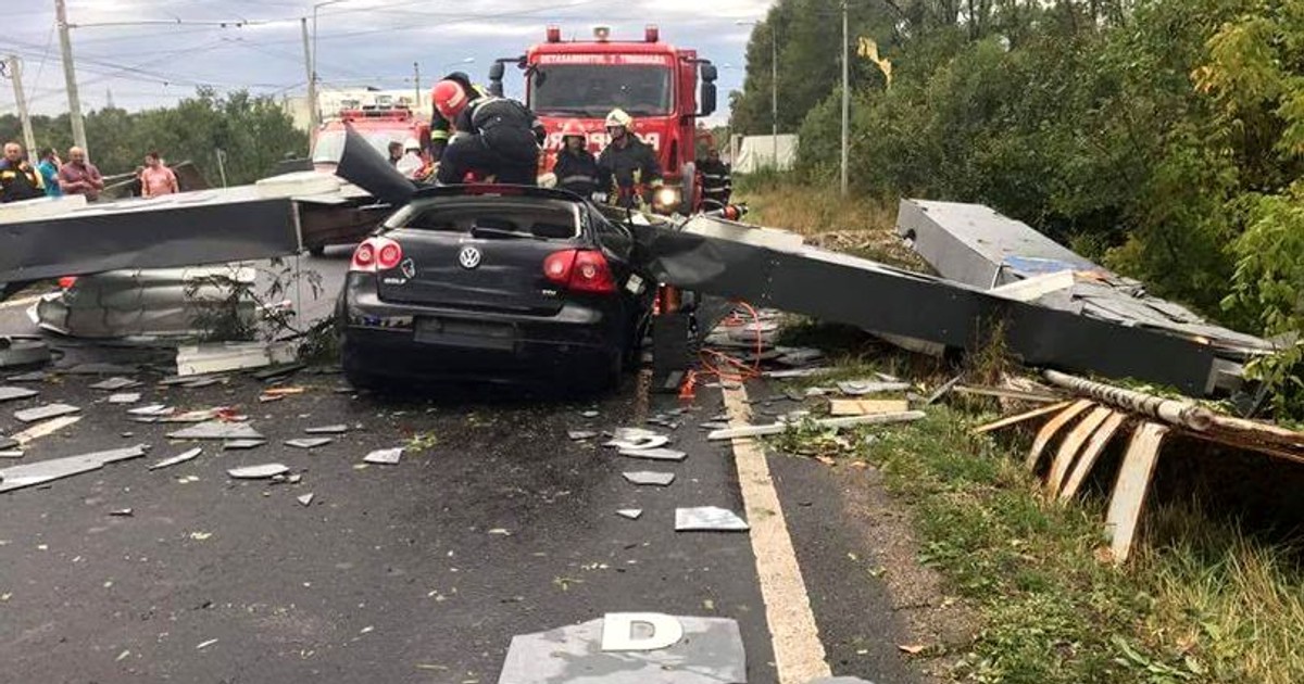 Primăria a renovat ilegal poarta care a omorât un om în timpul vijeliei din Timișoara. Sentința finală a Curții de Apel