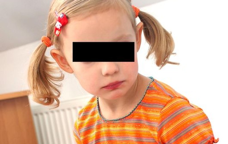 Îşi acuză concubina că a vândut un copil