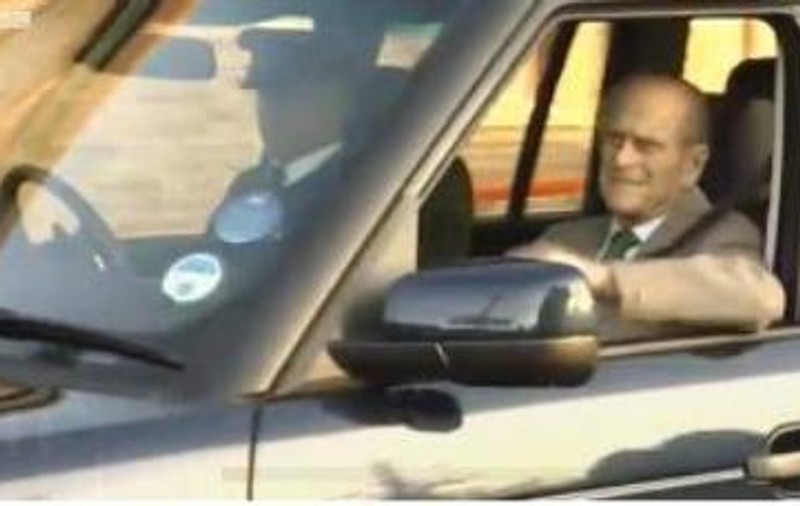 Soțul Reginei Elisabeta a II-a a Marii Britanii, prințul Philip, a fost externat