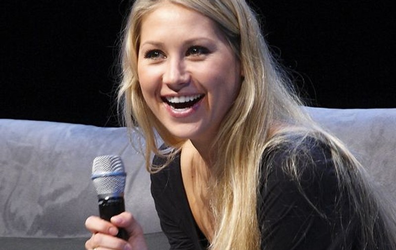 Mama Annei Kournikova a fost arestată!