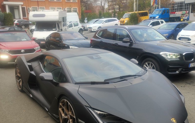 Mașina de peste 1.000 de cai-putere înmatriculată recent la RAR, în București: „Un mic impediment ar fi prețul”