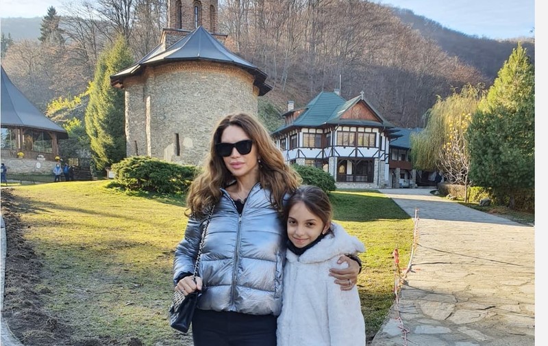 Fiica Cristinei Spătar și-a făcut mama mândră. Aida, în vârstă de 10 ani, pas important pentru cariera sa: „E model cu diplomă”