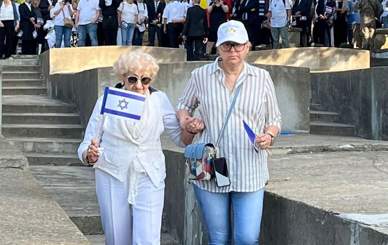Rasela Koka Palmon, supraviețuitoare a Holocaustului la Iași, povestește cum a trăit jumătate de an ascunsă în beci