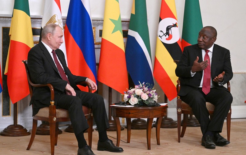 Africa de Sud a cerut Rusiei să nu-l trimită pe Putin la summitul BRICS, în contextul mandatului de arestare emis de CPI. Răspunsul Moscovei