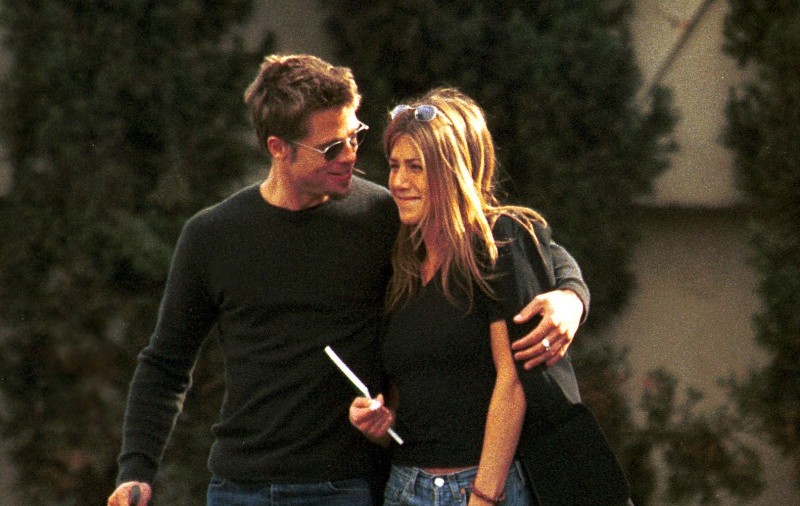 Jennifer Aniston nu-l mai vrea pe Brad Pitt pentru că e bătrân şi are copii