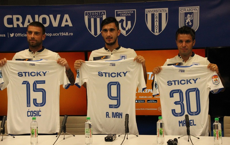 Victor Pițurcă, înainte de derby-ul Universitatea Craiova - FCSB: ”Vor fi 30.000 de oameni în tribună, dar nu trebuie ca jucătorii să aibă emoții”. Trei achiziții, prezentate oficial