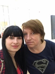 Renata și mama ei, Elena, fosta soție a lui Mariean Băjenaru