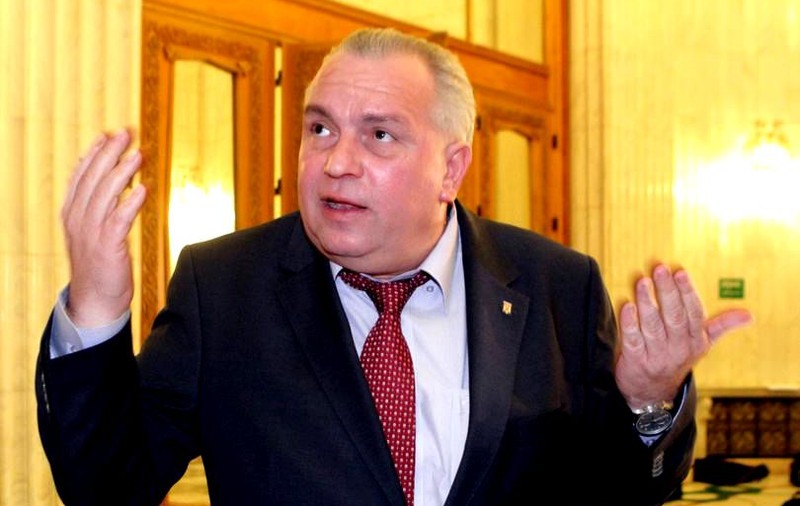 Nicușor Constantinescu ar fi chemat ambulanța la Penitenciarul Poarta Albă. Fostul președinte CJ a refuzat transportul la spital