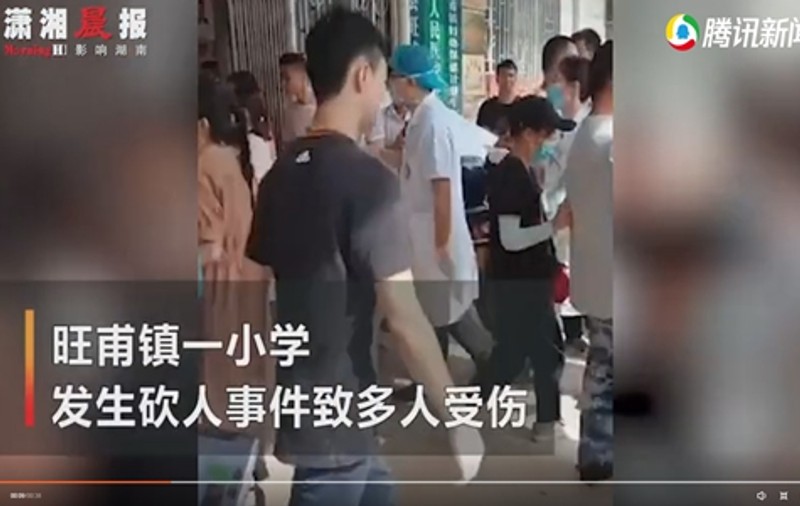 Agentul de pază care a înjunghiat 37 de copii și doi profesori la o școală din China a fost arestat