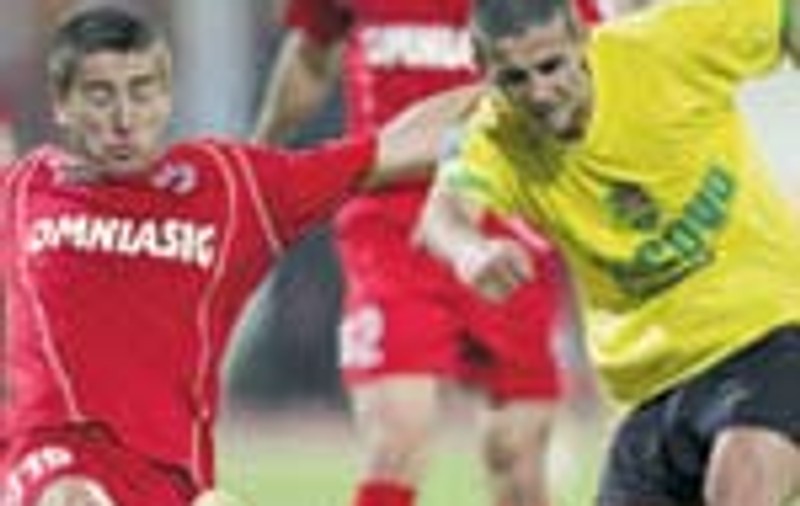 ''Acasa' am ratat si de pe linia portii'