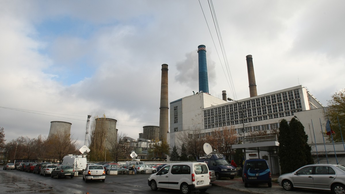 ELCEN a pornit instalații vechi ca să nu lase Bucureștiul în frig. Administrator: „Banii bucureștenilor s-au dus pe băncuțe, panseluțe și concerte, nu s-au făcut investiții în termoficare‟. CET Sud