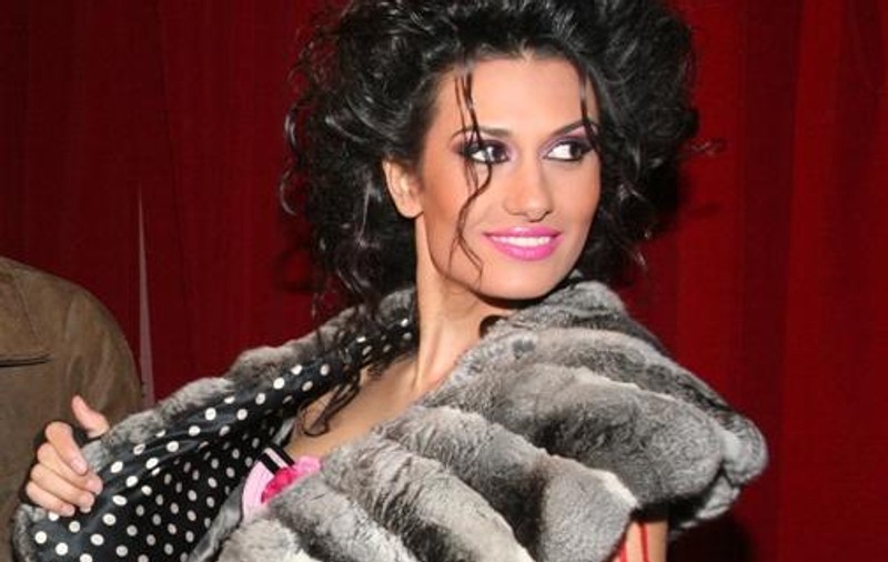 Alice Martinov, nepoata lui Ilie Năstase, divorţează şi poate rămâne fără copil