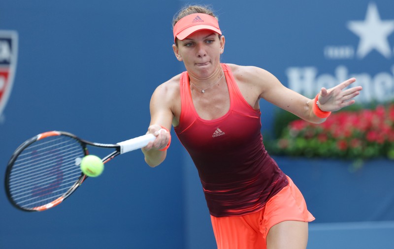 US Open, primul tur, ziua a doua. ^Simona Halep a strivit-o pe Marina Erakovici. Și Monica Niculescu merge mai departe. Andreea Mitu, Alexandra Dulgheru și Irina Begu au fost eliminate, ultima dintre ele dramatic / LIVE BLOG & GALERIE FOTO