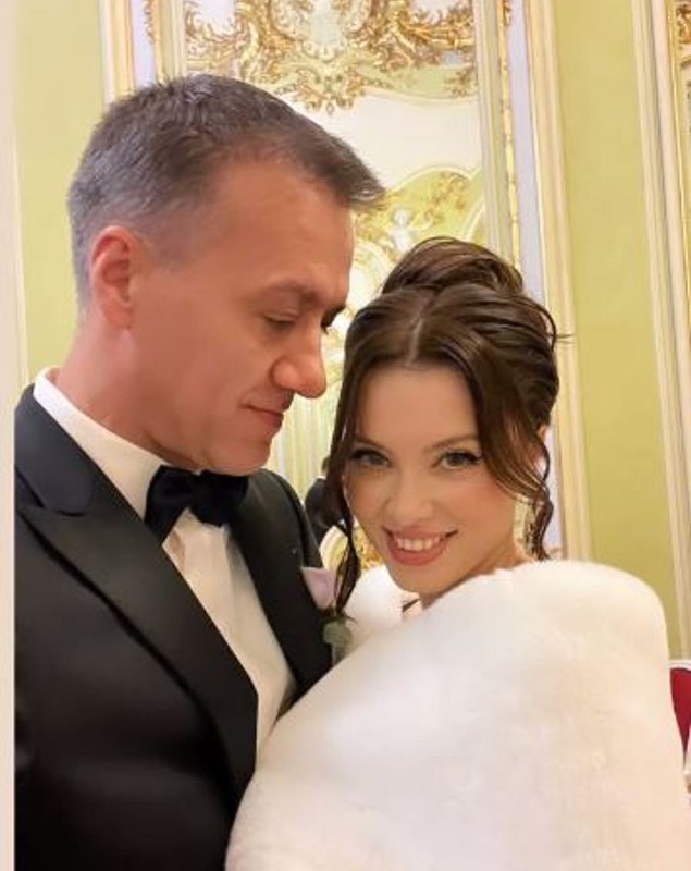 Anca Dumitra este însărcinată cu primul copil. Geanina din Las Fierbinți a publicat primele imagini cu burtica de gravidă