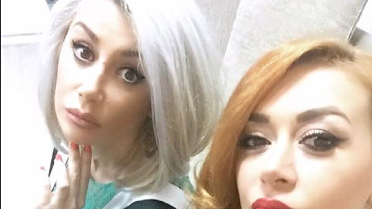 Cum arătau fetele de la Bambi în urmă cu 17 ani, la lansarea primului lor album. Transformarea este evidentă