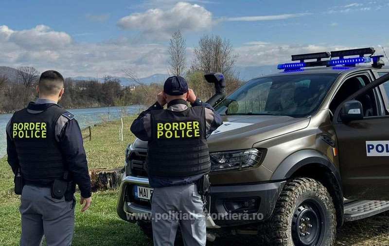 Un român a fost împușcat de polițiștii din Bulgaria, când încerca să treacă ilegal granița cu căruța