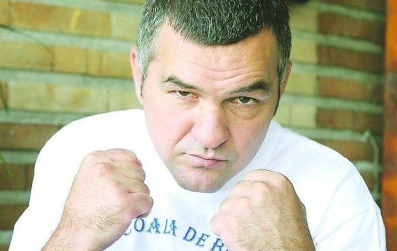 Doroftei face mişto de Bute, înainte de lupta cu Pascal: «Să nu se prezinte la meci! Îl poate pune la pământ doar cu o rangă»