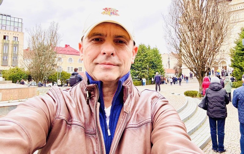 Dan Negru, șocat de o piesă de teatru văzută pe scena de la TNB. „Am văzut imagini cu actori dansând lasciv pe cruce. Treaba statului e să nu finanțeze vrajba!”
