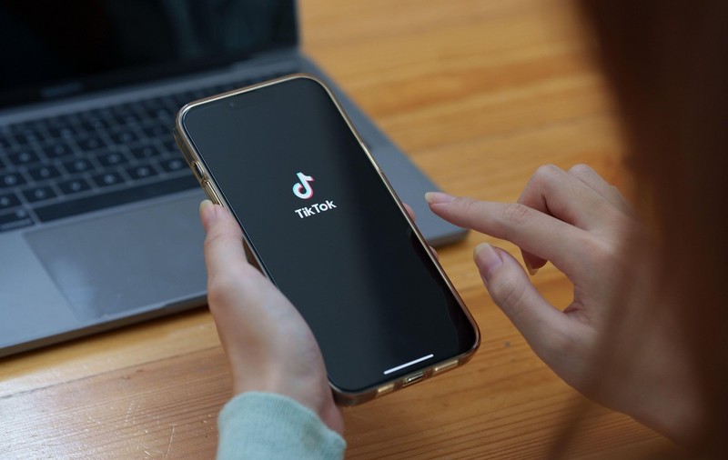 TikTok spune că a luat măsuri „imediate” pentru a combate dezinformarea privind conflictul Israel-Hamas, după avertismentele UE