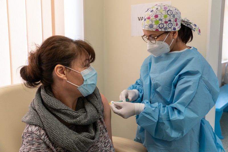 La Spitalul din Lehliu Gară a început rapelul pentru cei vaccinaţi în prima etapă