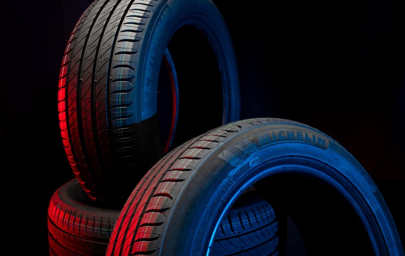 Gigantul francez Michelin își mută o parte din producţie din Polonia în România datorită costurilor mai mici
