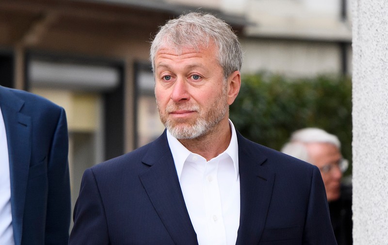 Lista neagră a oligarhilor din Marea Britanie apropiați de Vladimir Putin. Abramovici, printre cei vizați