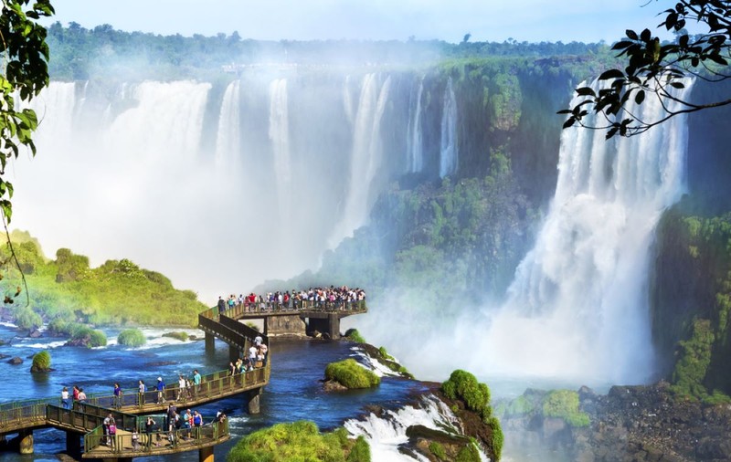 Cascada Iguazu - una dintre cele mai impresionante cascade din lume